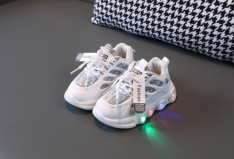 Children's Light-Up Shoes 2026 Spring and Autumn New Model for Boys and Girls Led Glowing Shoes for Young Children Fashionable Soft-Soled Sneakers