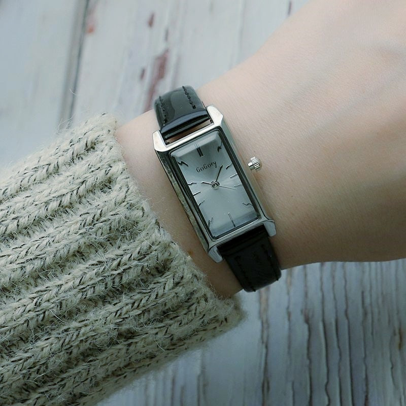 Small Rectangular Thin Strap Simple Women's Leather Strap Watch Trendy Leather Strap Watch Women's Quartz Watch .