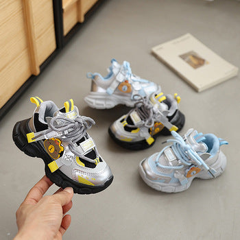 Children's Light-Up Shoes 2026 Spring and Autumn New Model for Boys and Girls Led Glowing Shoes for Young Children Fashionable Soft-Soled Sneakers
