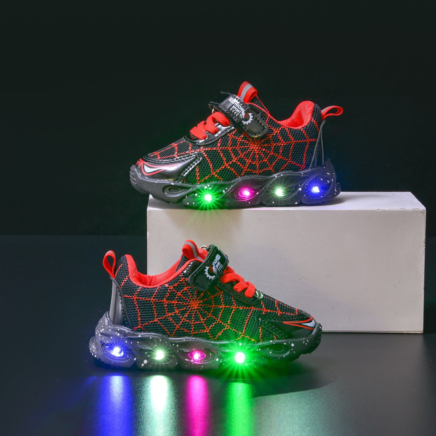 children's sneaker with lights  spring and autumn new boys mesh shoes small and medium-sized
