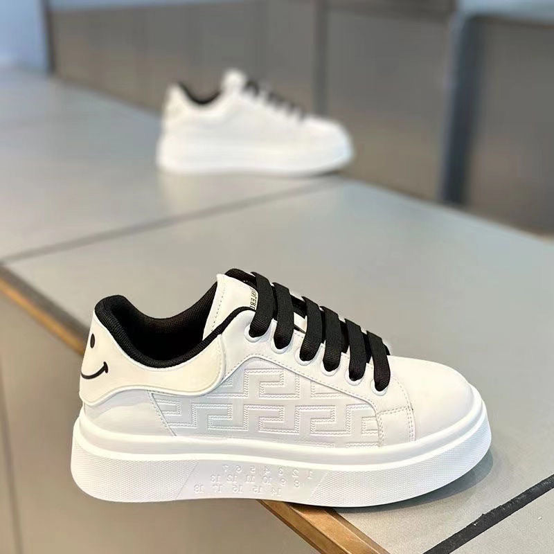 Men's Shoes New White Shoes Men's All-match Breathable Thick-soled Heightened Casual Sports Running Board Shoes Waterproof for Male Students