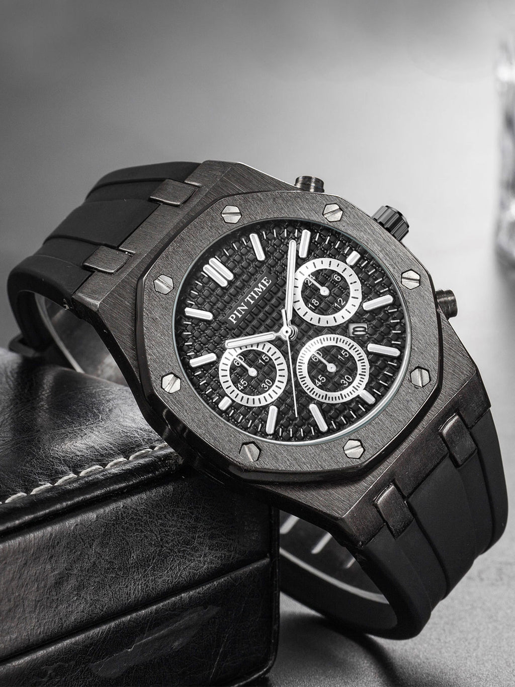 Men's Watches, Multi-Functional Sports Waterproof Men's Fashionable Casual Watches