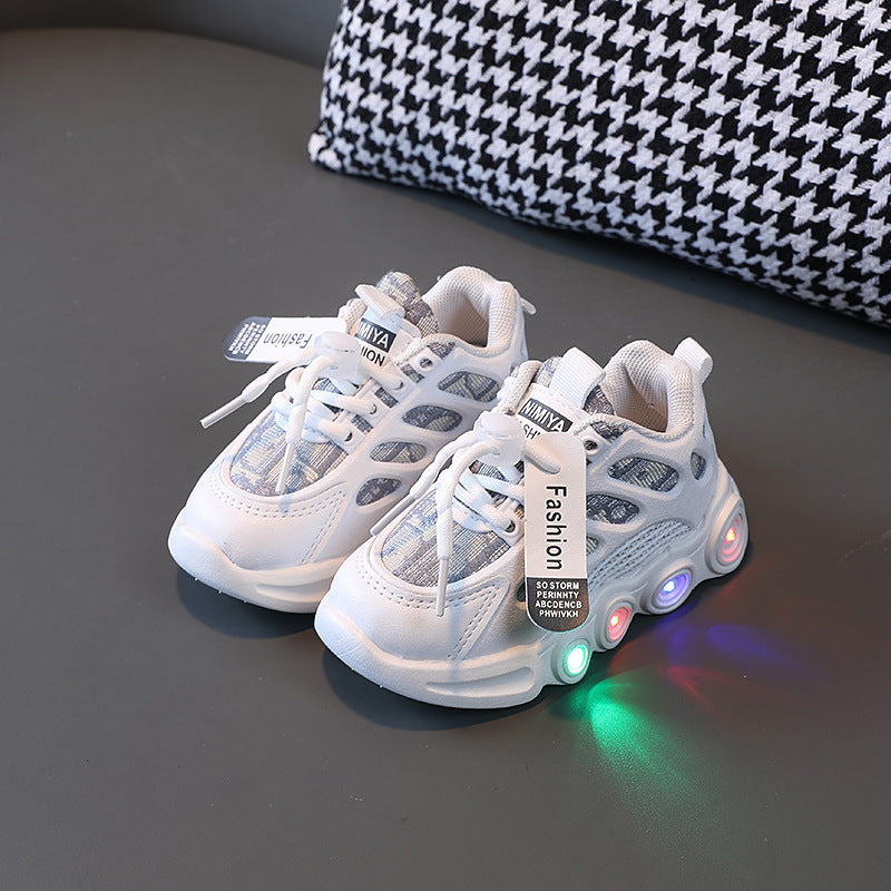 Children's Light-Up Shoes 2026 Spring and Autumn New Model for Boys and Girls Led Glowing Shoes for Young Children Fashionable Soft-Soled Sneakers