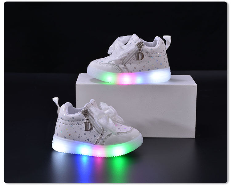 Spring and Autumn New Girls Princess LED Lighting Small and Medium Girls Casual Bow Sports Soft Sole Shoes Factory Outlet