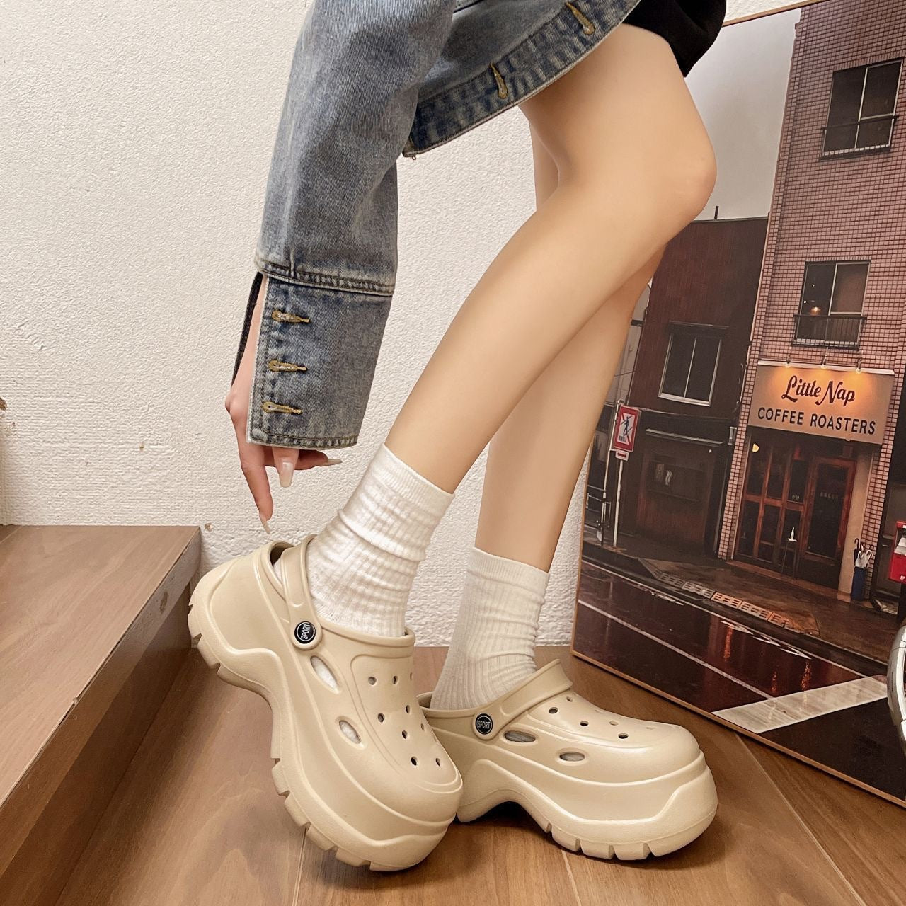New Eva Slippers for Men, Thick-Soled, Non-Slip, Wear-Resistant Sandals  Comfortable Beach Shoes for Outdoor Wear