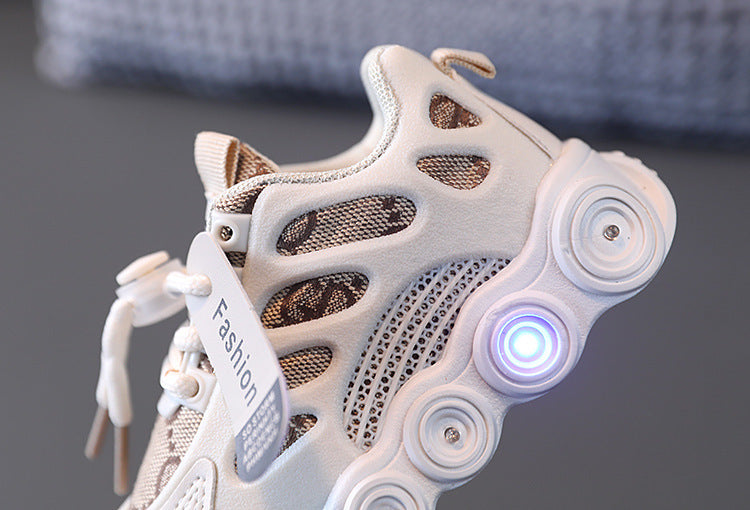 Children's Light-Up Shoes 2026 Spring and Autumn New Model for Boys and Girls Led Glowing Shoes for Young Children Fashionable Soft-Soled Sneakers
