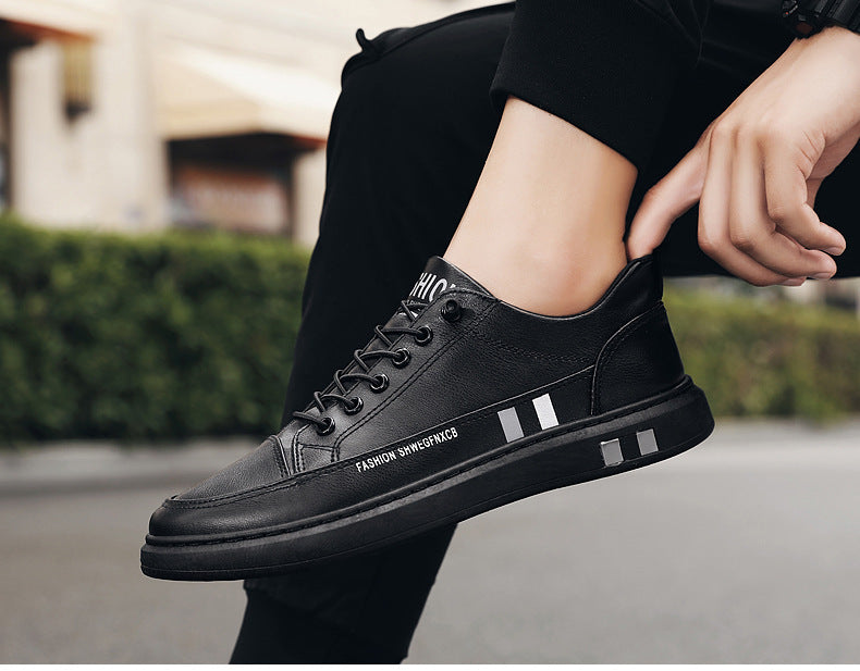 Breathable White Shoes for Men 2024 New Korean Style Trendy Casual Men's Trendy Shoes White Shoes Leather Panel Shoes Spring Live Broadcast