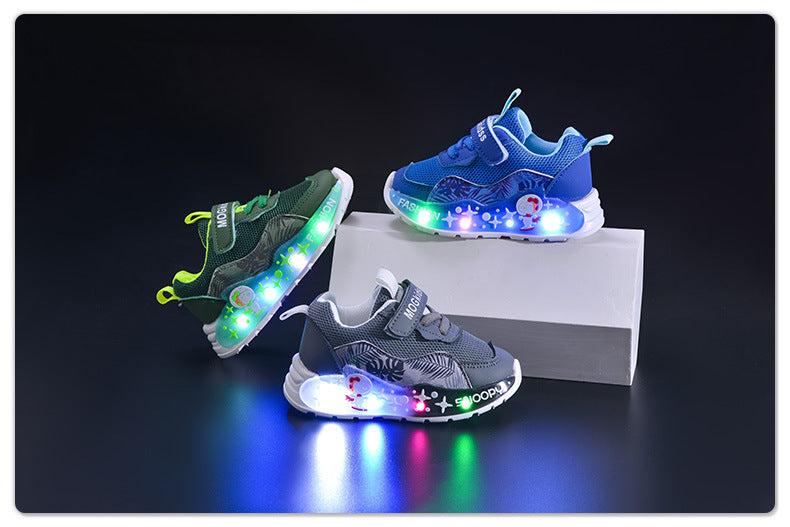 Light-Up Spring & Fall Mesh Comfortable and Lightweight Casual Light-Up Shoes for Small and Medium-Sized Children