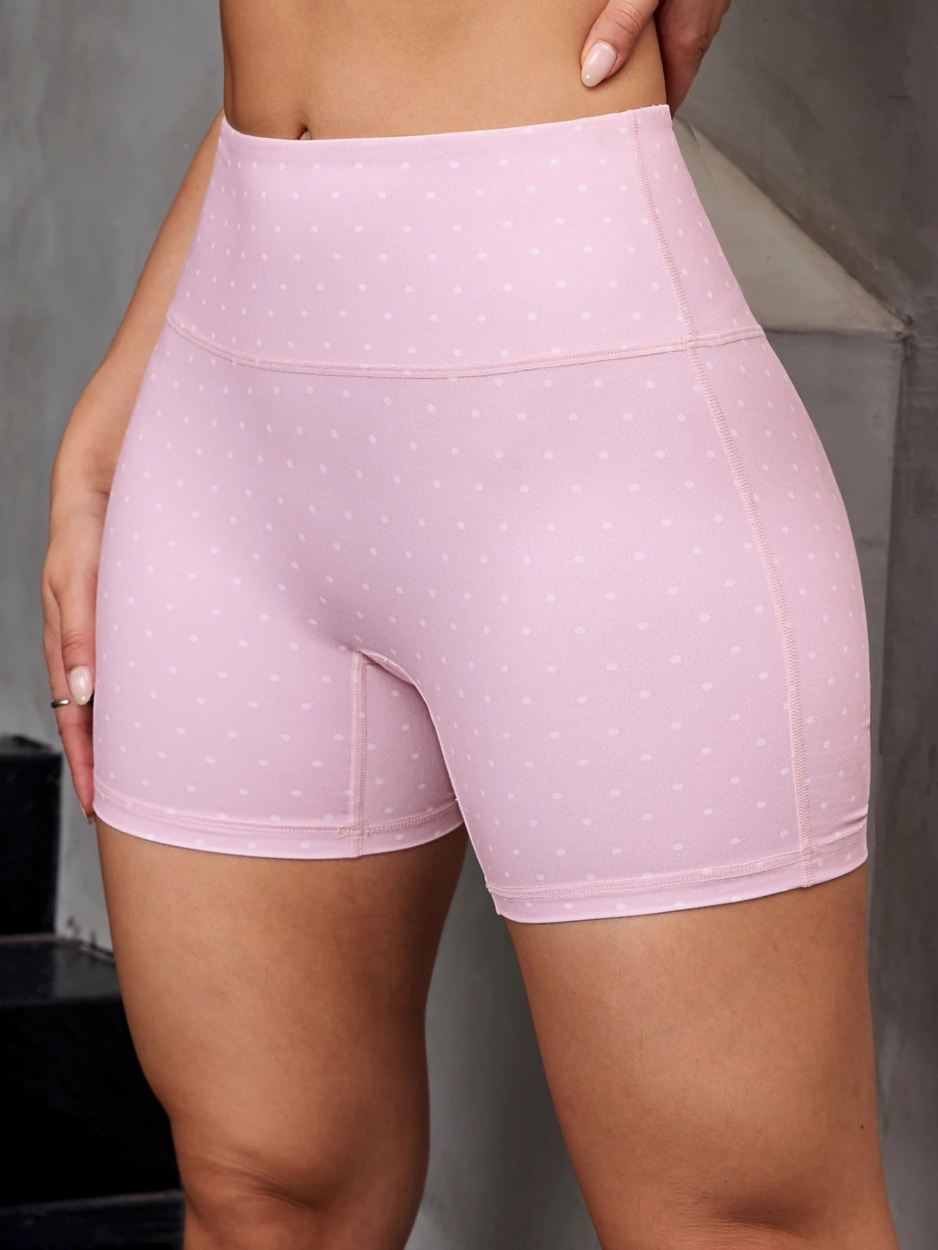 Women's Polka Dot Shorts Tummy Control Butt Lifting Biker Shorts High Waist Sports Tights Summer Casual Daily Wear