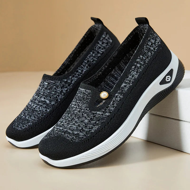 Shoes for women 2026 Spring Autumn hot casual shoes with soft soles lightweight single shoe for women breathable mother shoes