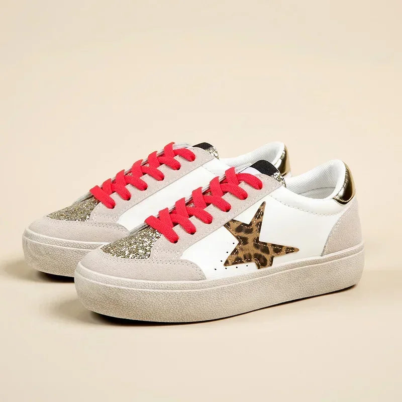 Women's Shoes Autumn 2025 New Lightweight Board Shoes Anti Slip Soft Sole Walking Thick Sole Casual and Fashionable White Shoes