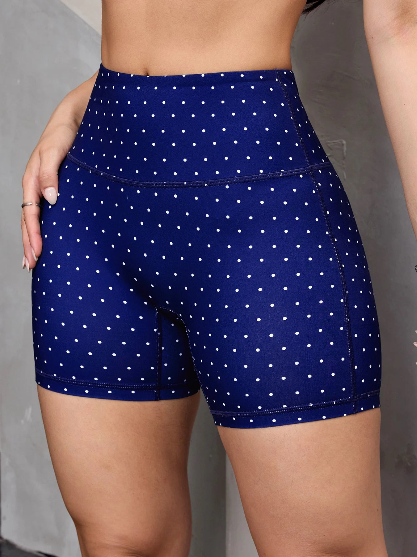Women's Polka Dot Shorts Tummy Control Butt Lifting Biker Shorts High Waist Sports Tights Summer Casual Daily Wear