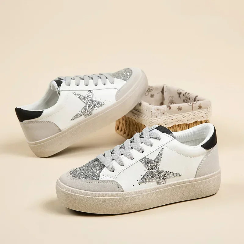 Women's Shoes Autumn 2025 New Lightweight Board Shoes Anti Slip Soft Sole Walking Thick Sole Casual and Fashionable White Shoes